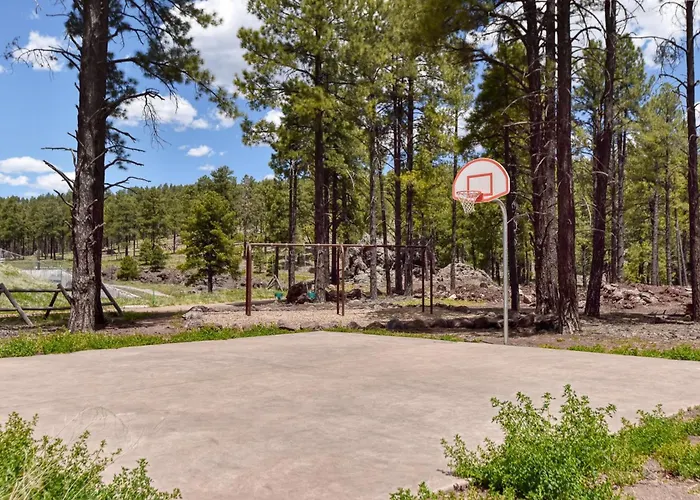 Holiday home Windtree Retreat Hot Tub Pet-friendly Fire Pit Near Downtown Flagstaff